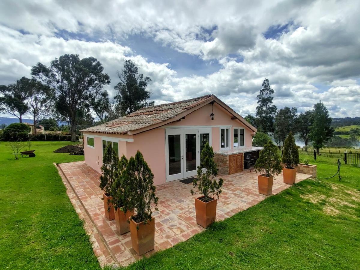 Bed and Breakfast Hacienda El Pinar Del Viento Вилья-де-Лейва Экстерьер фото