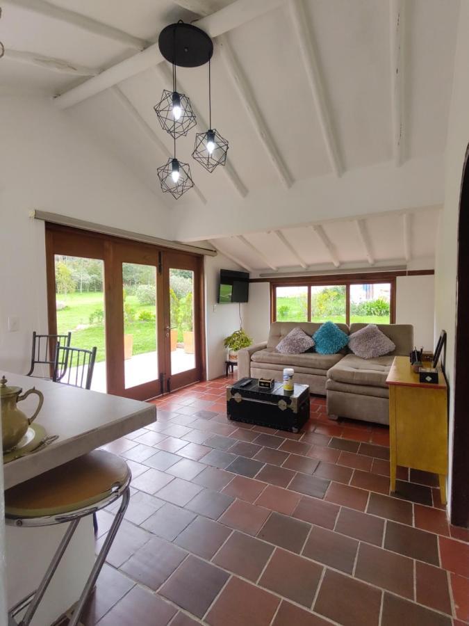Bed and Breakfast Hacienda El Pinar Del Viento Вилья-де-Лейва Экстерьер фото